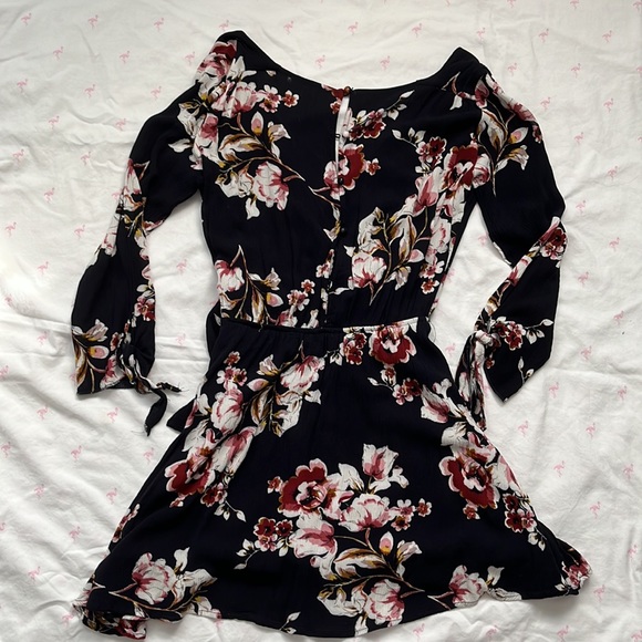 Blue Floral Wrap Romper with arm ties - Picture 2 of 3